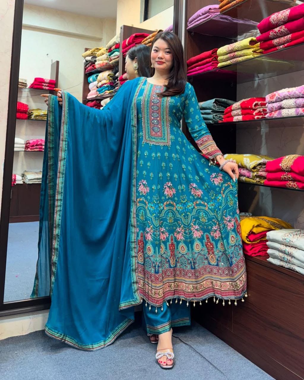 Anarkali Set – Anarkali Kurta 
  Pant
  Dupatta