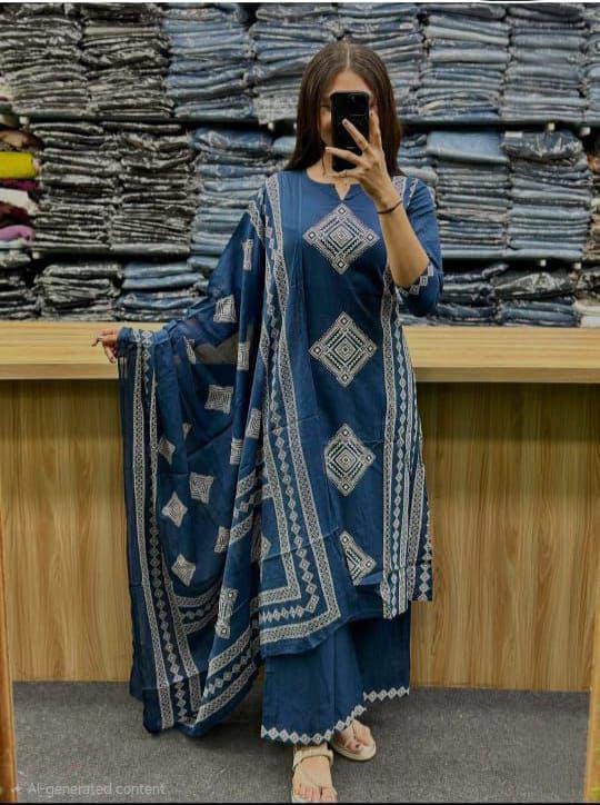 Kurta
Pant &
Dupatta Set – Kurti
Pant
Dupatta