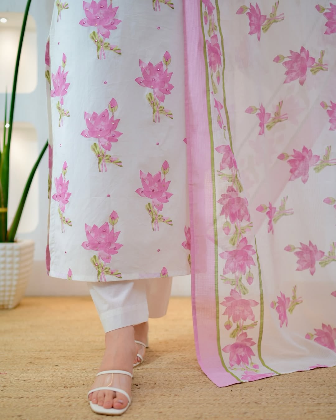 Kurta
  Pant &
  Dupatta Set - Kurti
  Pant
  Dupatta