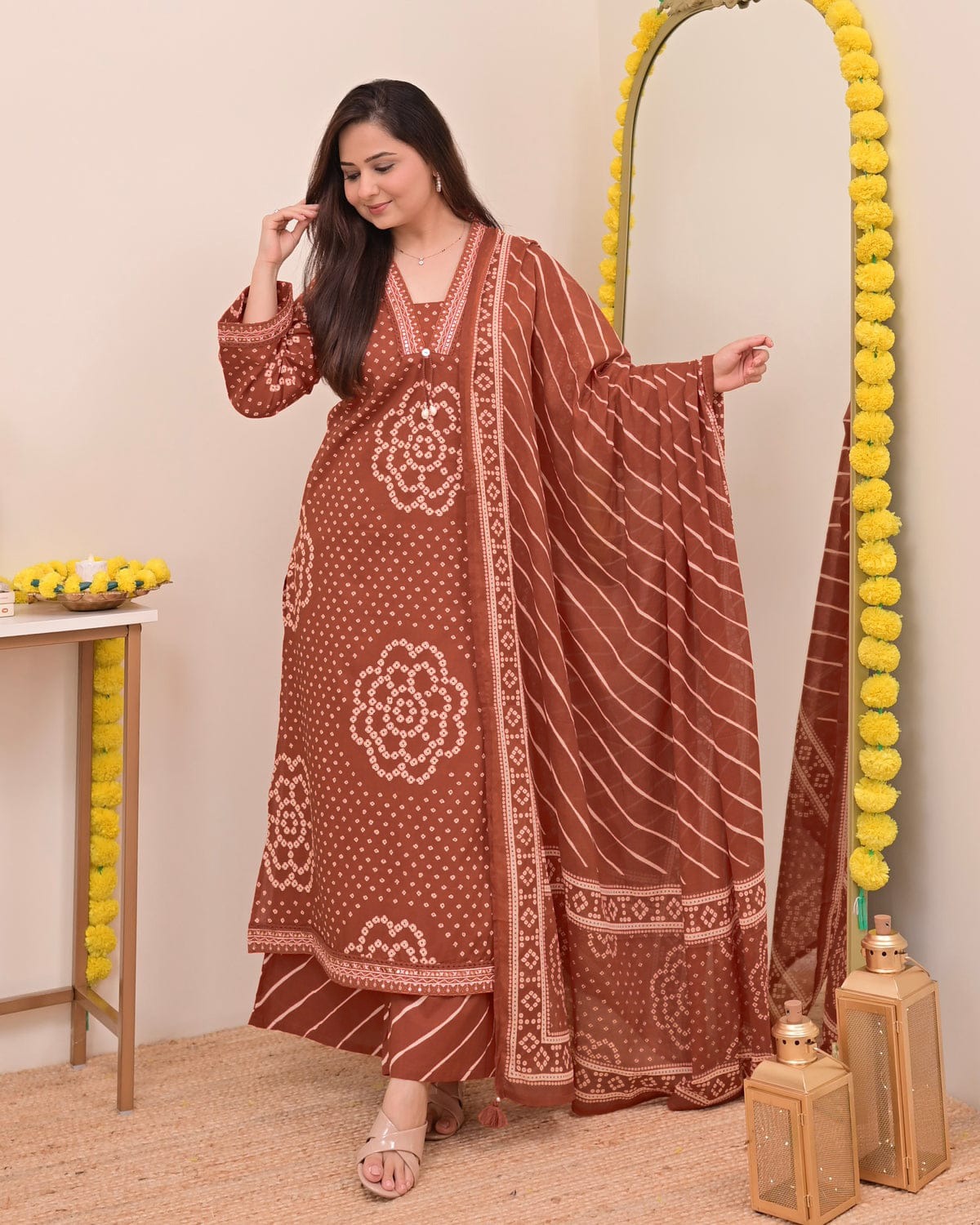 Kurta
  Pant &
  Dupatta Set - Kurti
  Pant
  Dupatta