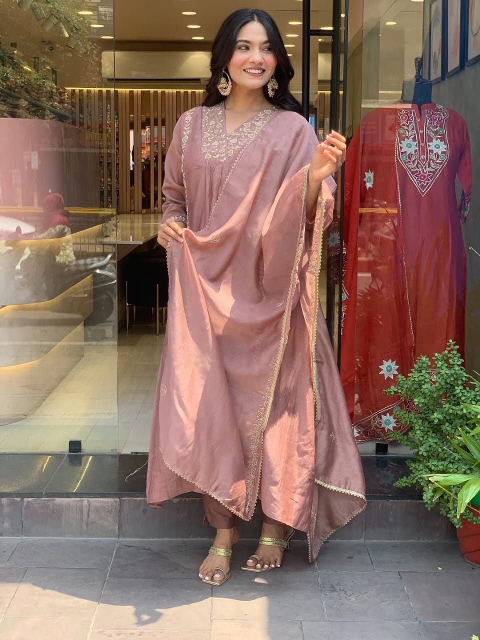 Kurta
  Pant &
  Dupatta Set - Kurti
  Pant
  Dupatta